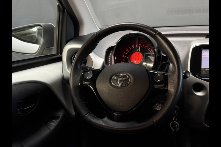 Toyota Aygo X-Nav camera airco nap 5drs apple carplay