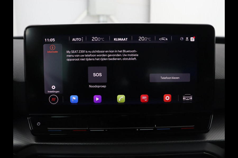 Seat Leon 1.0 eTSI Style Business Intense | Carplay | Camera | Adaptive cruise | Navigatie | DAB | Full LED | Park Assist | Climate control | Digital Cockpit | Bluetooth