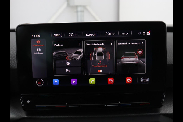 Seat Leon 1.0 eTSI Style Business Intense | Carplay | Camera | Adaptive cruise | Navigatie | DAB | Full LED | Park Assist | Climate control | Digital Cockpit | Bluetooth