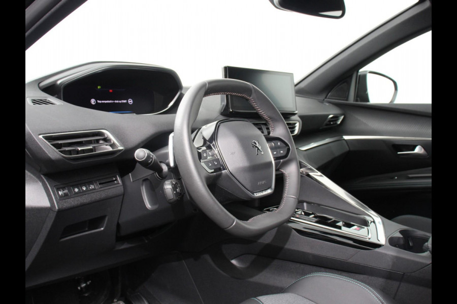 Peugeot 3008 1.2 PureTech Allure Climate control Adaptive cruise control Achteruitrijd camera Parkeersensoren Verwarmde voorstoelen LED Navigatie Apple Carplay/ Android Auto