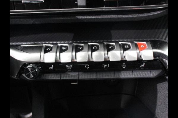 Peugeot 3008 1.2 PureTech Allure Climate control Adaptive cruise control Achteruitrijd camera Parkeersensoren Verwarmde voorstoelen LED Navigatie Apple Carplay/ Android Auto