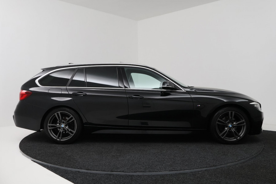 BMW 3 Serie Touring 320i Edition M Sport Shadow High Executive (PANORAMADAK, STOELVERWARMING, CAMERA, CRUISE C