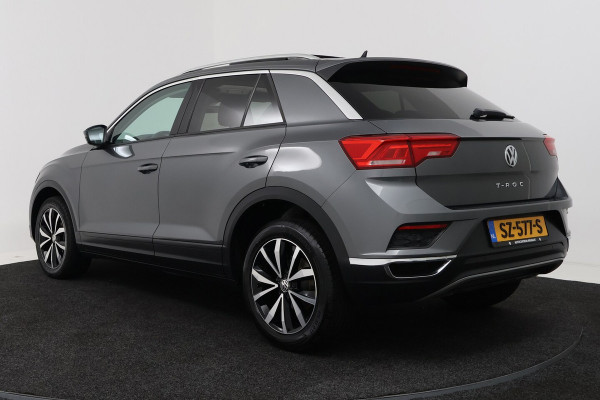 Volkswagen T-Roc 1.0 TSI Style (PANORAMADAK, DIGATALE COCKPIT, PDC, LED, CLIMA, STOELVERWARMING)