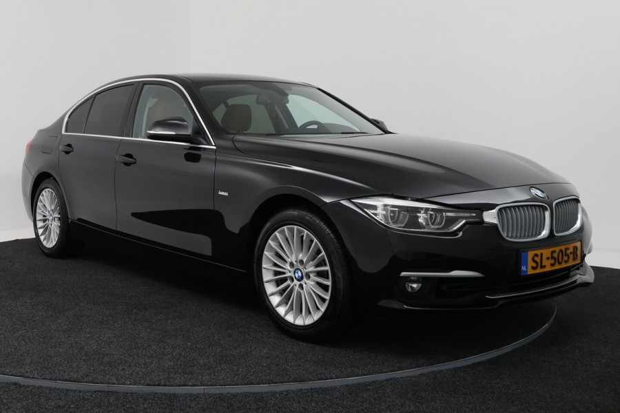 BMW 3 Serie 318i Edition Luxury Line Purity Executive (NAVIGATIE, STOELVERWARMING, PARKEERSENSOREN, DE