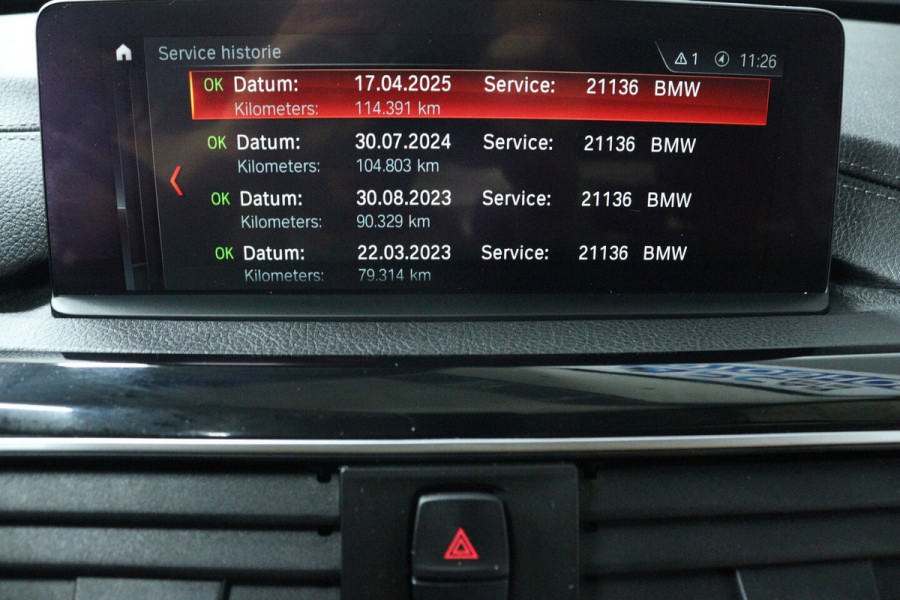 BMW 3 Serie 318i Edition Luxury Line Purity Executive (NAVIGATIE, STOELVERWARMING, PARKEERSENSOREN, DE