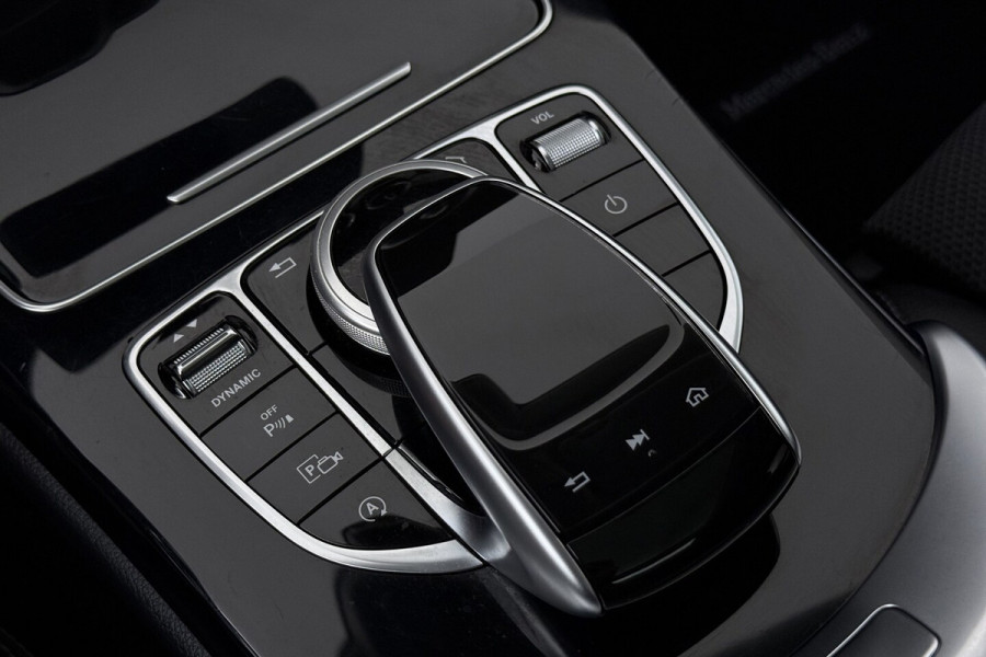 Mercedes-Benz C-Klasse Estate 180 Premium Plus Pack (PANORAMADAK, BURMEISTER, MULTIBEAM, TREKHAAK WEGKLAPBAAR, CAMERA, S