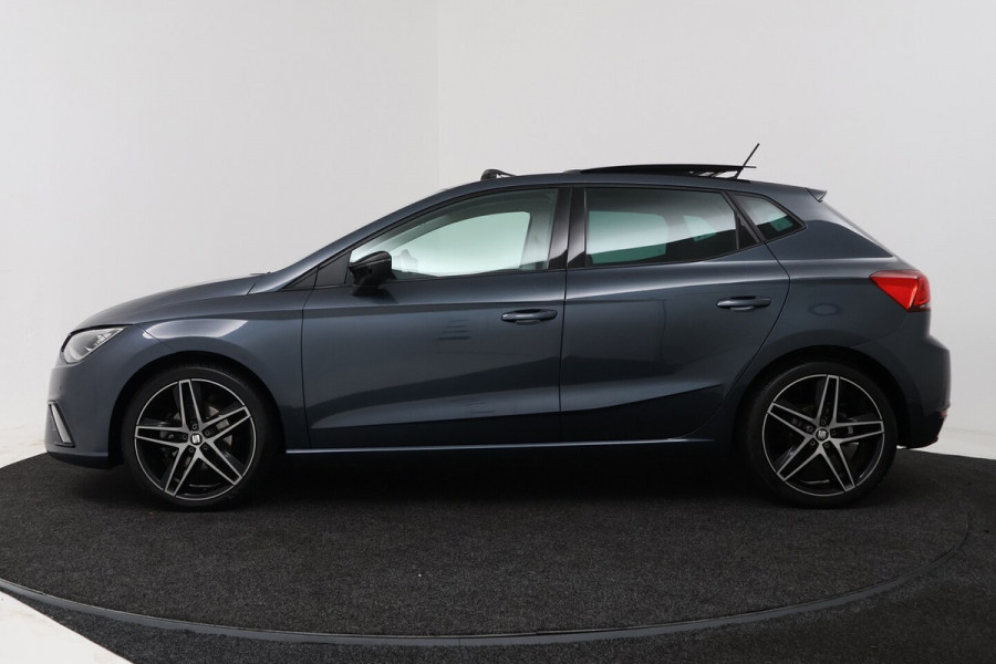 Seat Ibiza 1.0 TSI FR Business Intense (PANORAMADAK, DIGITALE COCKPIT, LED, NAVI, CAMERA, CARPLAY)