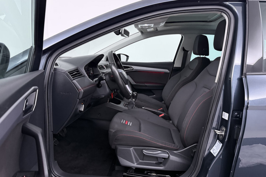 Seat Ibiza 1.0 TSI FR Business Intense (PANORAMADAK, DIGITALE COCKPIT, LED, NAVI, CAMERA, CARPLAY)