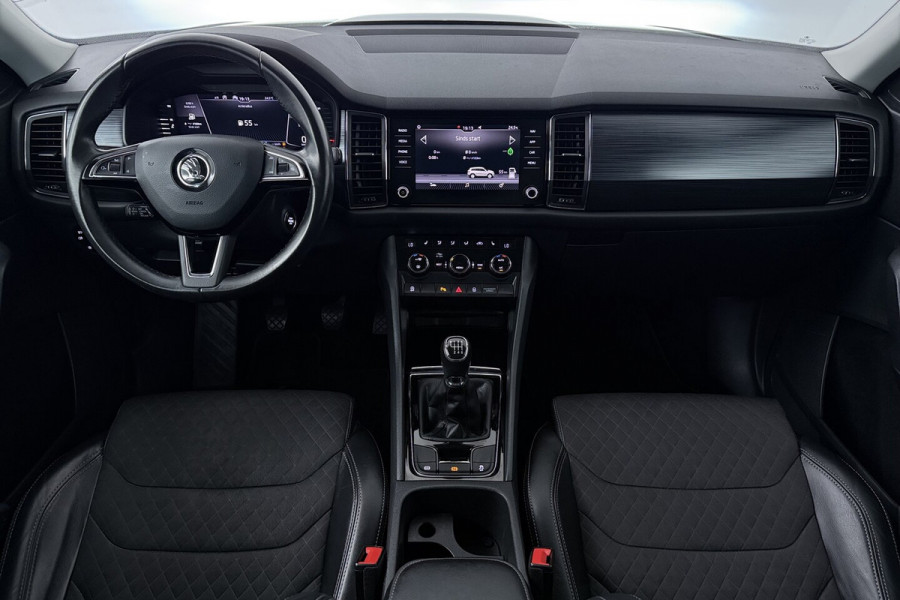 Škoda Kodiaq 1.5 TSI Business Edition 7p. (TREKHAAK WEGKLAPBAAR, NAVI, CAMERA, PDC, STOELVERWARMING, 1e