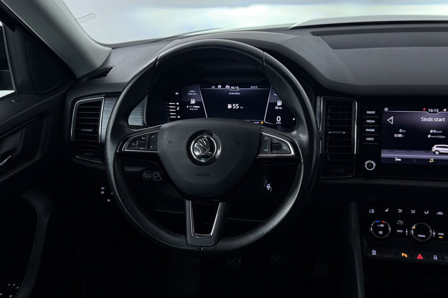 Škoda Kodiaq 1.5 TSI Business Edition 7p. (TREKHAAK WEGKLAPBAAR, NAVI, CAMERA, PDC, STOELVERWARMING, 1e