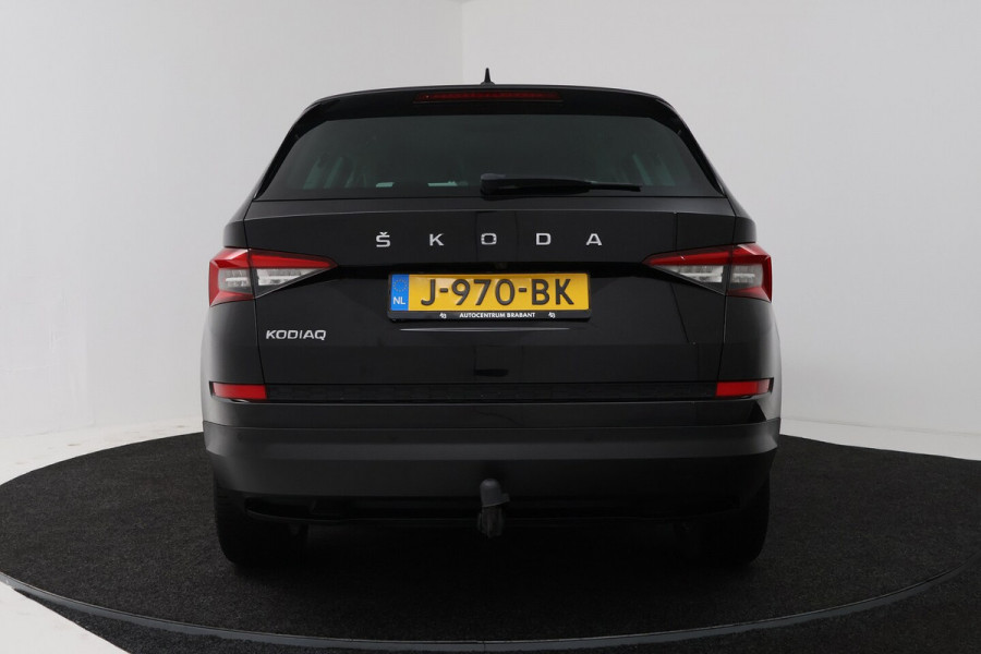 Škoda Kodiaq 1.5 TSI Business Edition 7p. (TREKHAAK WEGKLAPBAAR, NAVI, CAMERA, PDC, STOELVERWARMING, 1e