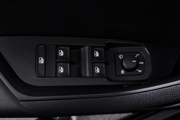 Škoda Kodiaq 1.5 TSI Business Edition 7p. (TREKHAAK WEGKLAPBAAR, NAVI, CAMERA, PDC, STOELVERWARMING, 1e