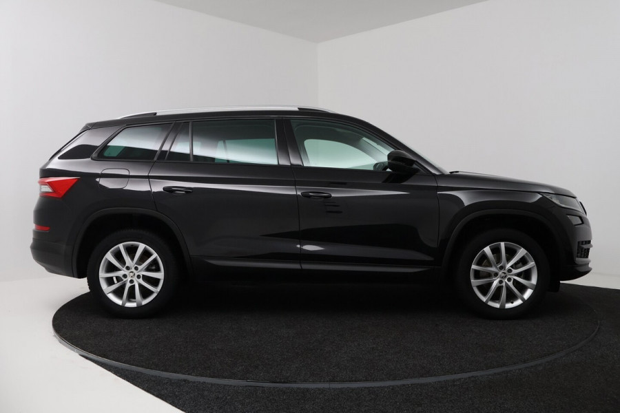 Škoda Kodiaq 1.5 TSI Business Edition 7p. (TREKHAAK WEGKLAPBAAR, NAVI, CAMERA, PDC, STOELVERWARMING, 1e