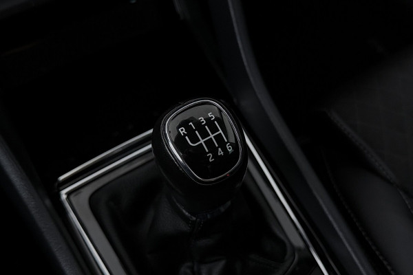 Škoda Kodiaq 1.5 TSI Business Edition 7p. (TREKHAAK WEGKLAPBAAR, NAVI, CAMERA, PDC, STOELVERWARMING, 1e