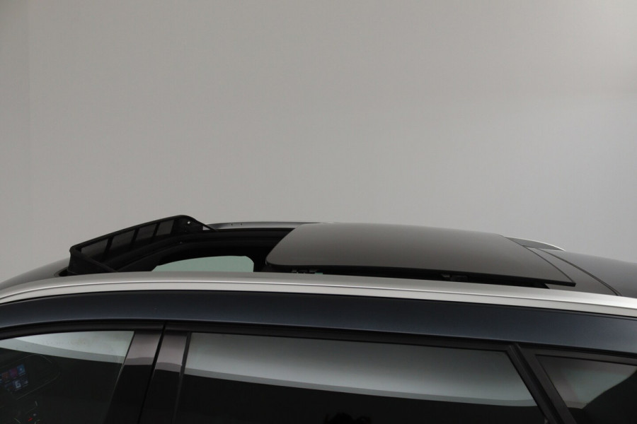 Seat Leon ST 1.5 TSI FR Business Intense (PANORAMADAK, CAMERA, STOELVERWARMING, CARPLAY, CRUISE CONTROL