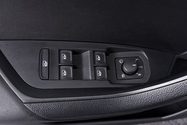 Škoda Kodiaq 1.5 TSI Limited Business Edition 7p. (PANORAMADAK, TREKHAAK AFNEEMBAAR, CAMERA, CANTON, ST