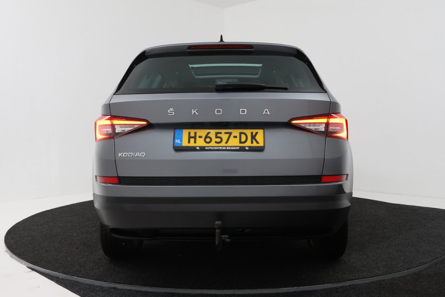 Škoda Kodiaq 1.5 TSI Limited Business Edition 7p. (PANORAMADAK, TREKHAAK AFNEEMBAAR, CAMERA, CANTON, ST