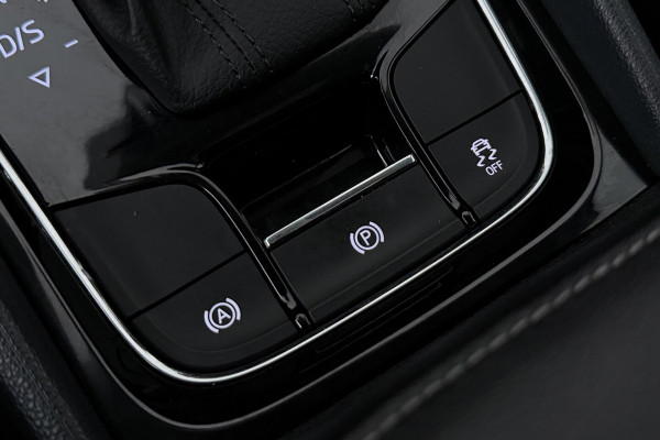 Škoda Kodiaq 1.5 TSI Limited Business Edition 7p. (PANORAMADAK, TREKHAAK AFNEEMBAAR, CAMERA, CANTON, ST