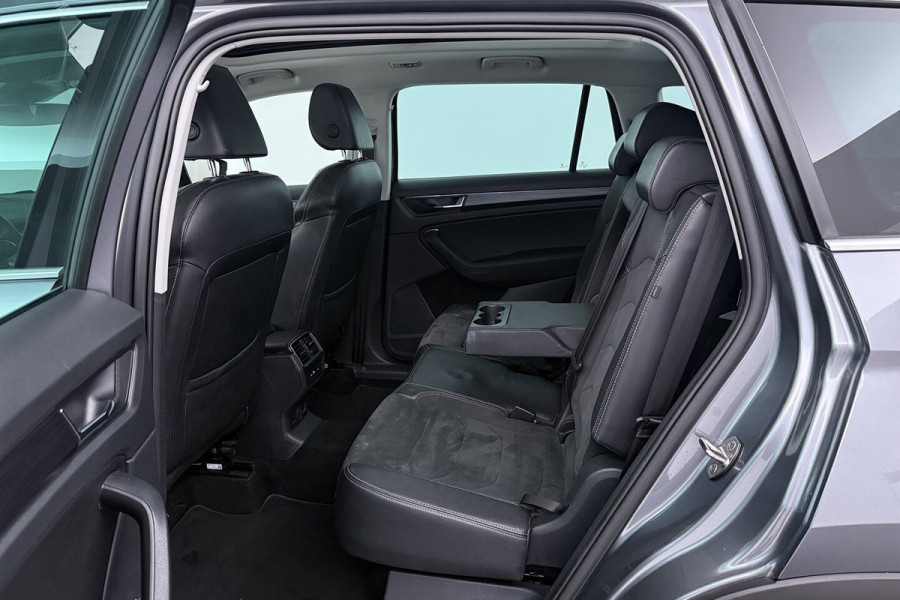 Škoda Kodiaq 1.5 TSI Limited Business Edition 7p. (PANORAMADAK, TREKHAAK AFNEEMBAAR, CAMERA, CANTON, ST
