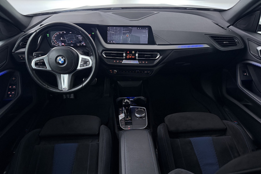 BMW 2 Serie Gran Coupé 218i Business Edition (PANORAMADAK, CRUISE CONTROL, NAVIGATIE, PARKEERSENSOREN)