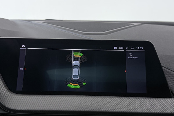 BMW 2 Serie Gran Coupé 218i Business Edition (PANORAMADAK, CRUISE CONTROL, NAVIGATIE, PARKEERSENSOREN)