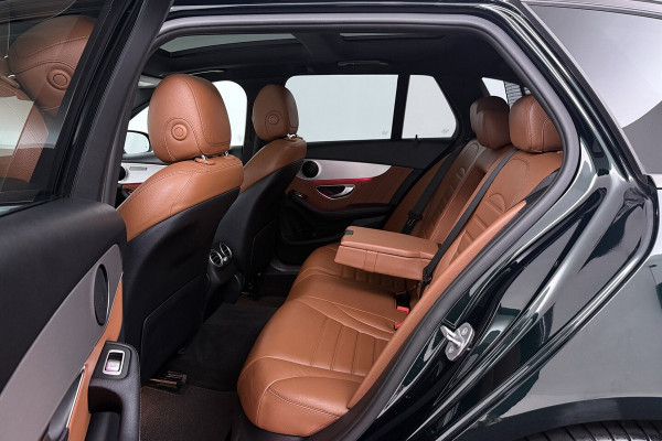 Mercedes-Benz C-Klasse Estate 180 Solution AMG (PANORAMADAK, SFEERVERLICHTING, ELEKT. STOELEN, MULTIBEAM KOPLAMPEN, CAME