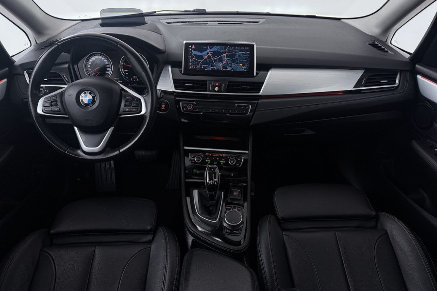 BMW 2 Serie Active Tourer 218i High Executive Edition (PANORAMADAK, TREKHAAK, STOELVERWARMING, CAMERA, DEALER ONDERH