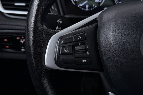 BMW 2 Serie Active Tourer 218i High Executive Edition (PANORAMADAK, TREKHAAK, STOELVERWARMING, CAMERA, DEALER ONDERH