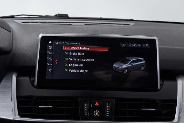 BMW 2 Serie Active Tourer 218i High Executive Edition (PANORAMADAK, TREKHAAK, STOELVERWARMING, CAMERA, DEALER ONDERH