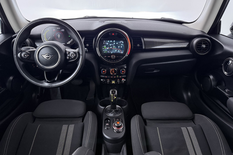 MINI Electric Essential 33 kWh