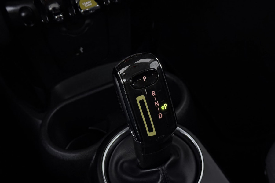 MINI Electric Essential 33 kWh