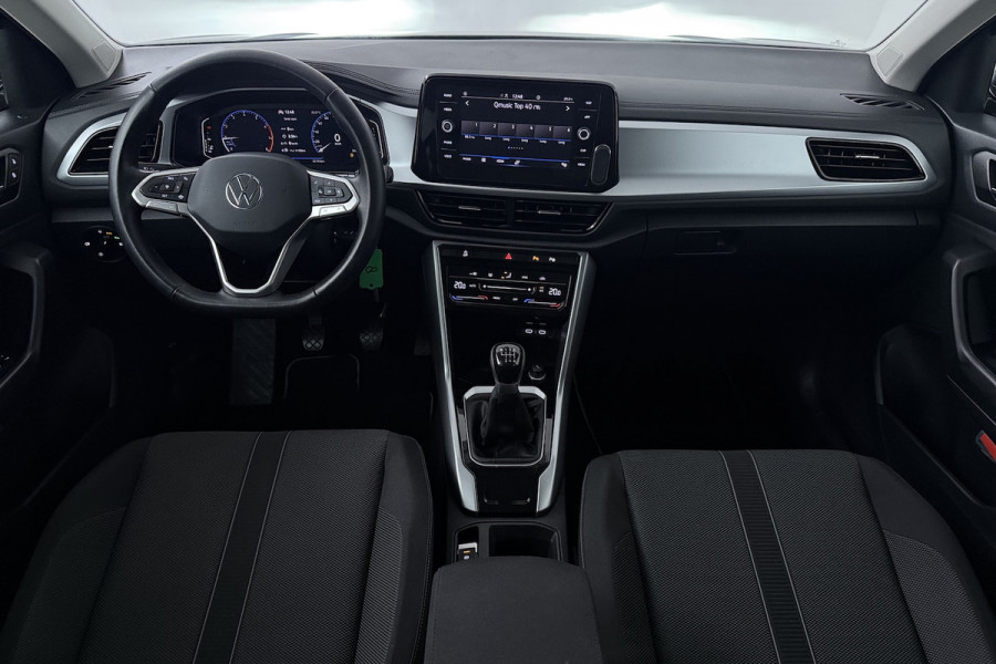 Volkswagen T-Roc 1.0 TSI Life (NAVIGATIE, CAMERA, TREKHAAK, DIGITALE COCKPIT, ADAPTIEVE CRUISE, CARPLAY)