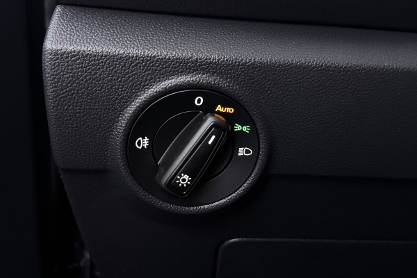 Volkswagen T-Roc 1.0 TSI Life (NAVIGATIE, CAMERA, TREKHAAK, DIGITALE COCKPIT, ADAPTIEVE CRUISE, CARPLAY)
