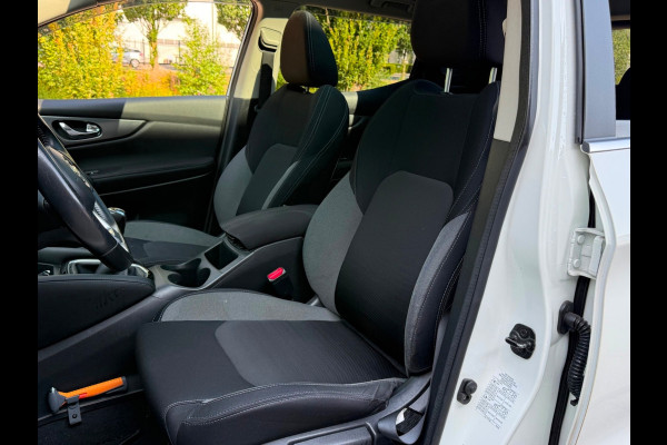 Nissan QASHQAI 1.2 N-Connecta (PANORAMADAK, DIRECTE INRUIL VERKOOP, NAVIGATIE, MULTIMEDIA, ONDERHOUD AANW