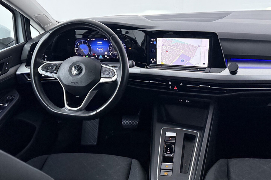Volkswagen Golf 2.0 TDI Style (DIGITALE COCKPIT, SFEERVERLICHTING, NAVIGATIE, CRUISE ADAPTIEF, STUURVERWAR