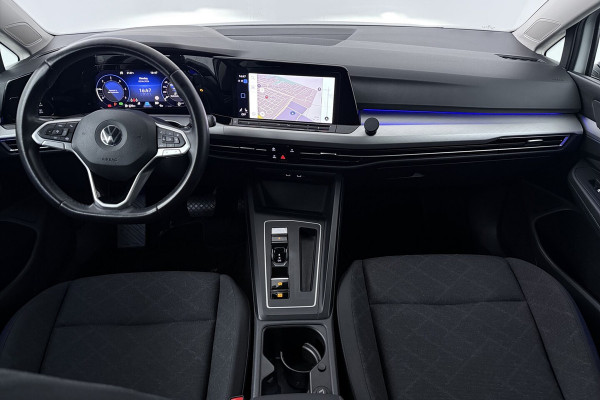 Volkswagen Golf 2.0 TDI Style (DIGITALE COCKPIT, SFEERVERLICHTING, NAVIGATIE, CRUISE ADAPTIEF, STUURVERWAR