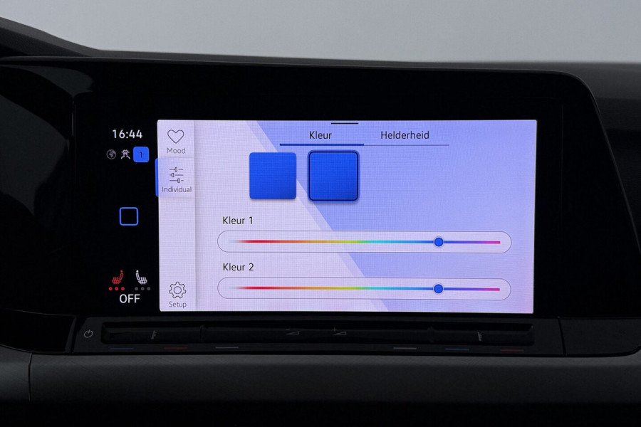 Volkswagen Golf 2.0 TDI Style (DIGITALE COCKPIT, SFEERVERLICHTING, NAVIGATIE, CRUISE ADAPTIEF, STUURVERWAR