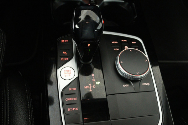 BMW 2 Serie Gran Coupé 218i High Executive (STOELVERWARMING, CAMERA, NAVIGATIE, CRUISE CONTROL, DEALER ONDERHOUDE