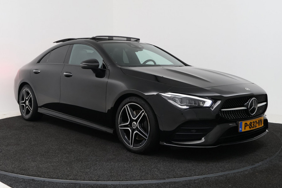 Mercedes-Benz CLA-Klasse 200 Business Solution AMG (PANORAMADAK, STOELVERWARMING, SFEERVERLICHTING, CAMERA, CRUISE
