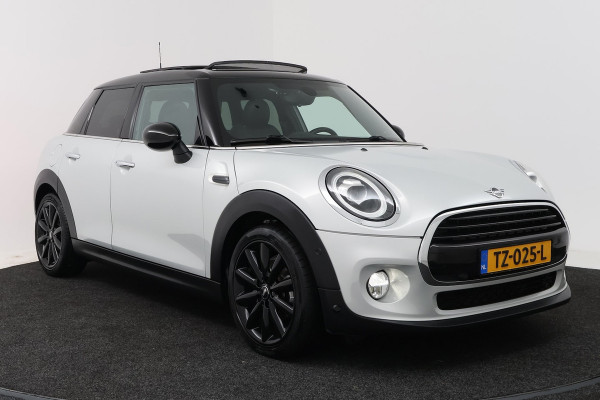 MINI 5-deurs 1.5 Cooper Chili (PANORAMADAK, STOELVERWARMING, H/K AUDIO, DEALER ONDERHOUDEN)