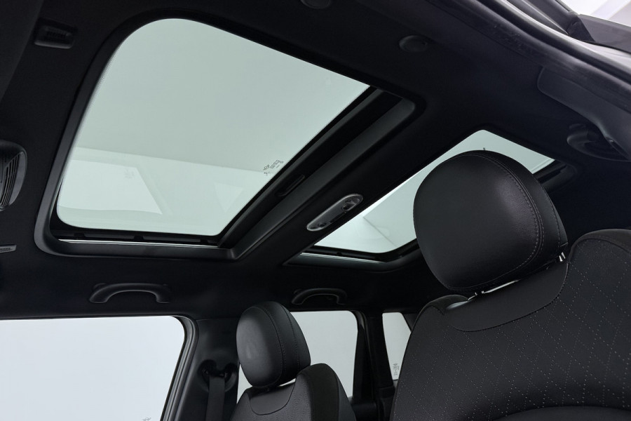 MINI 5-deurs 1.5 Cooper Chili (PANORAMADAK, STOELVERWARMING, H/K AUDIO, DEALER ONDERHOUDEN)