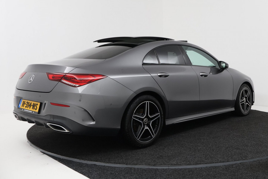 Mercedes-Benz CLA-Klasse 200 Business Solution AMG (PANORAMADAK, SFEERVERLICHTING, STOELVERWARMING, 1e EIGENAAR, GO
