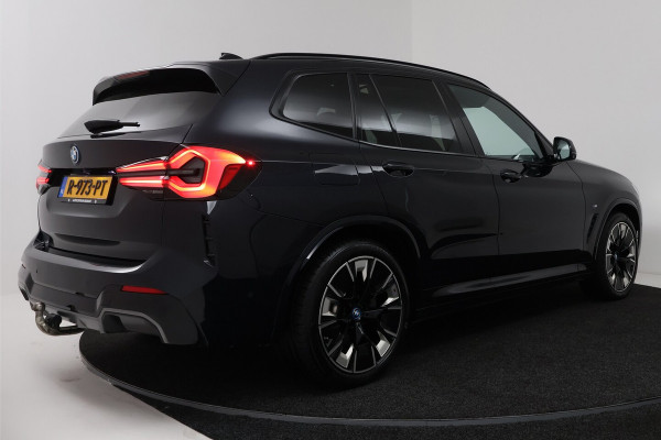 BMW iX3 High Executive 80 kWh SOH 95% (PANORAMADAK, TREKHAAK, H&K AUDIO, CRUISE ADAPTIEF, CAMERA,