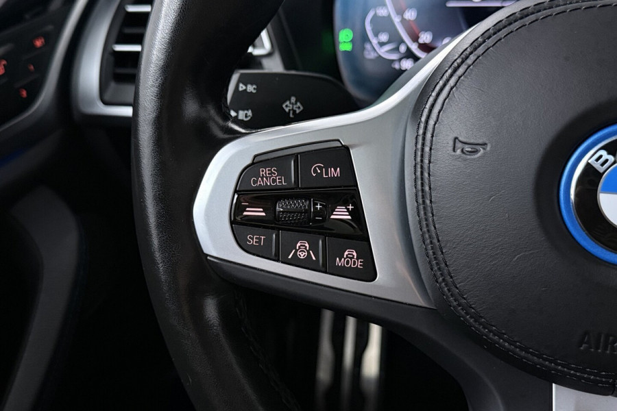 BMW iX3 High Executive 80 kWh SOH 95% (PANORAMADAK, TREKHAAK, H&K AUDIO, CRUISE ADAPTIEF, CAMERA,