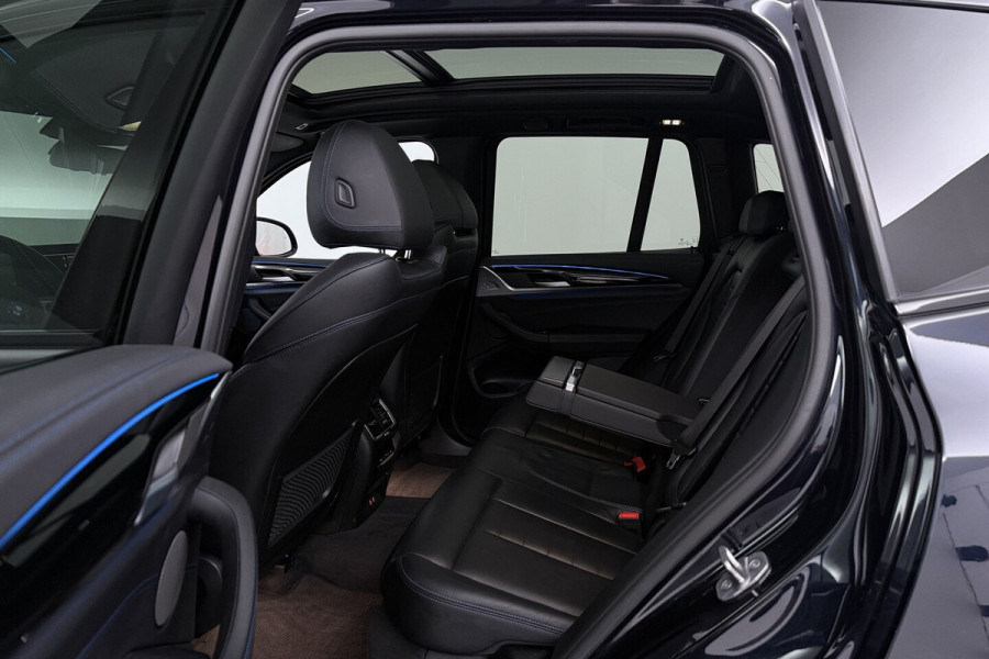 BMW iX3 High Executive 80 kWh SOH 95% (PANORAMADAK, TREKHAAK, H&K AUDIO, CRUISE ADAPTIEF, CAMERA,