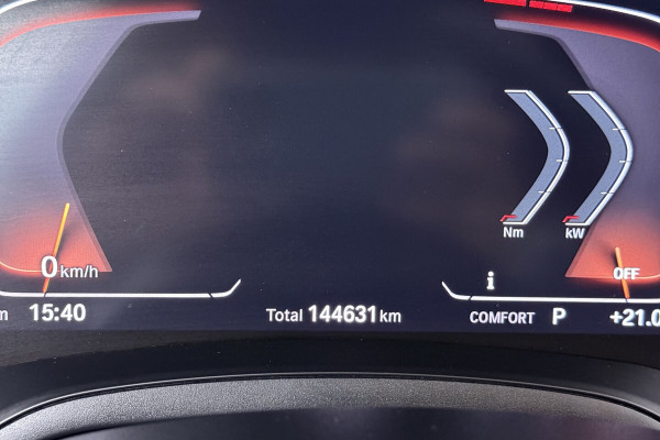 BMW 3-serie 330i High Executive Edition (PANORAMADAK, HEAD-UP, HARMAN/KARDON, 360 CAMERA, SFEERVERLICH