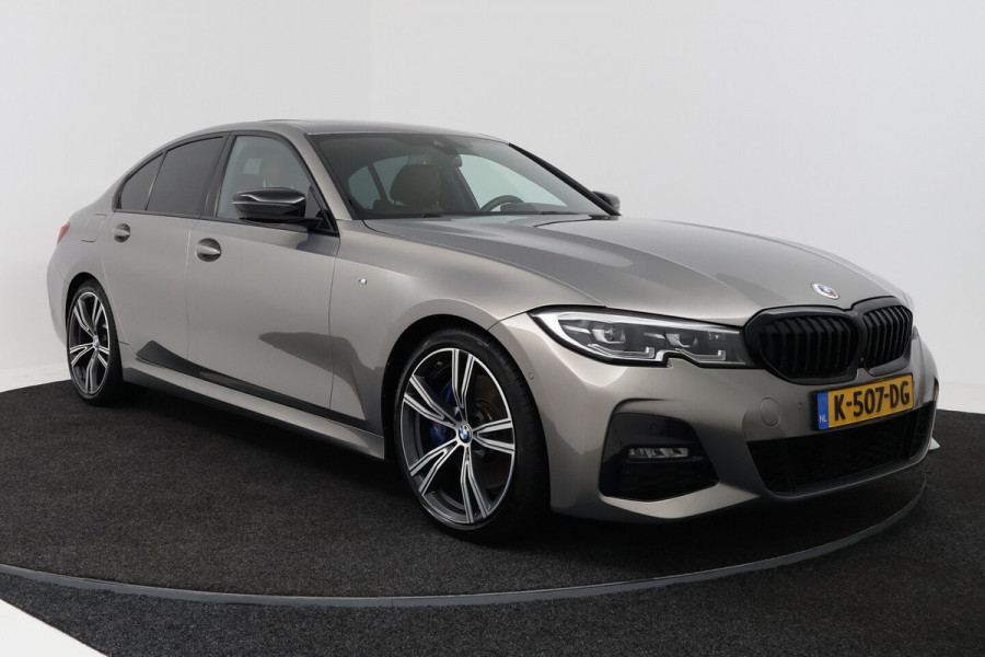 BMW 3-serie 330i High Executive Edition (PANORAMADAK, HEAD-UP, HARMAN/KARDON, 360 CAMERA, SFEERVERLICH