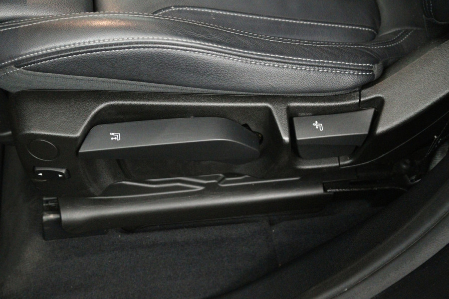 BMW X3 XDrive20i High Executive (PANORAMADAK, DIGITALE COCKPIT, STOELVERWARMING, NAVIGATIE)
