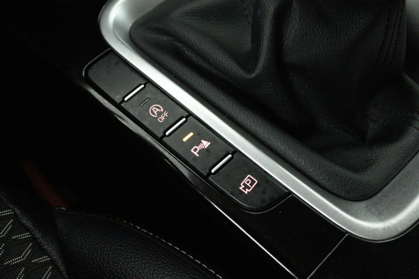 Kia cee'd Sportswagon Ceed 1.0 T-GDi DynamicPlusLine (TREKHAAK AFNEEMBAAR, STOEL-/STUURVERWARMING, CAMERA, ADAPT