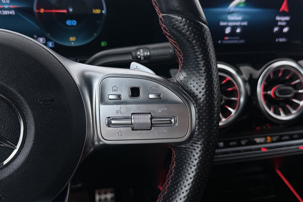 Mercedes-Benz EQA 250 Business Solution AMG 67 kWh SOH 97% (SFEERVERLICHTING, STOELVERWARMING, CAMERA, CRUIS